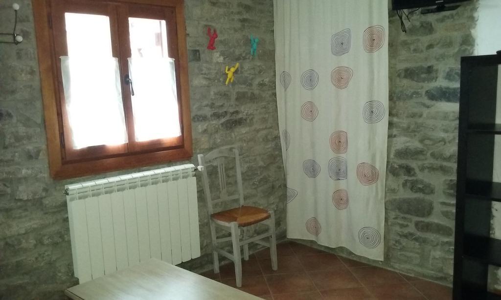 Casa Rural Basajarau Yosa de Sobremonte Rom bilde
